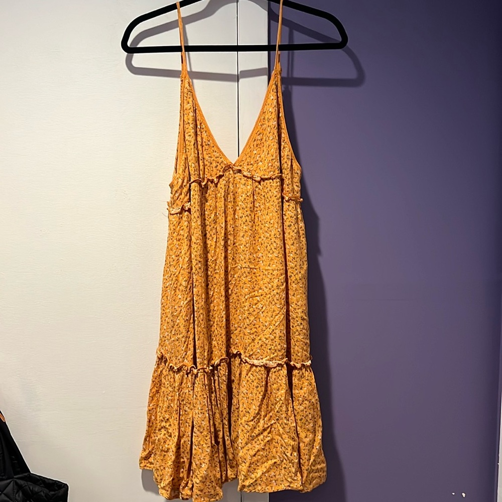 Super cute, short dress! XXL